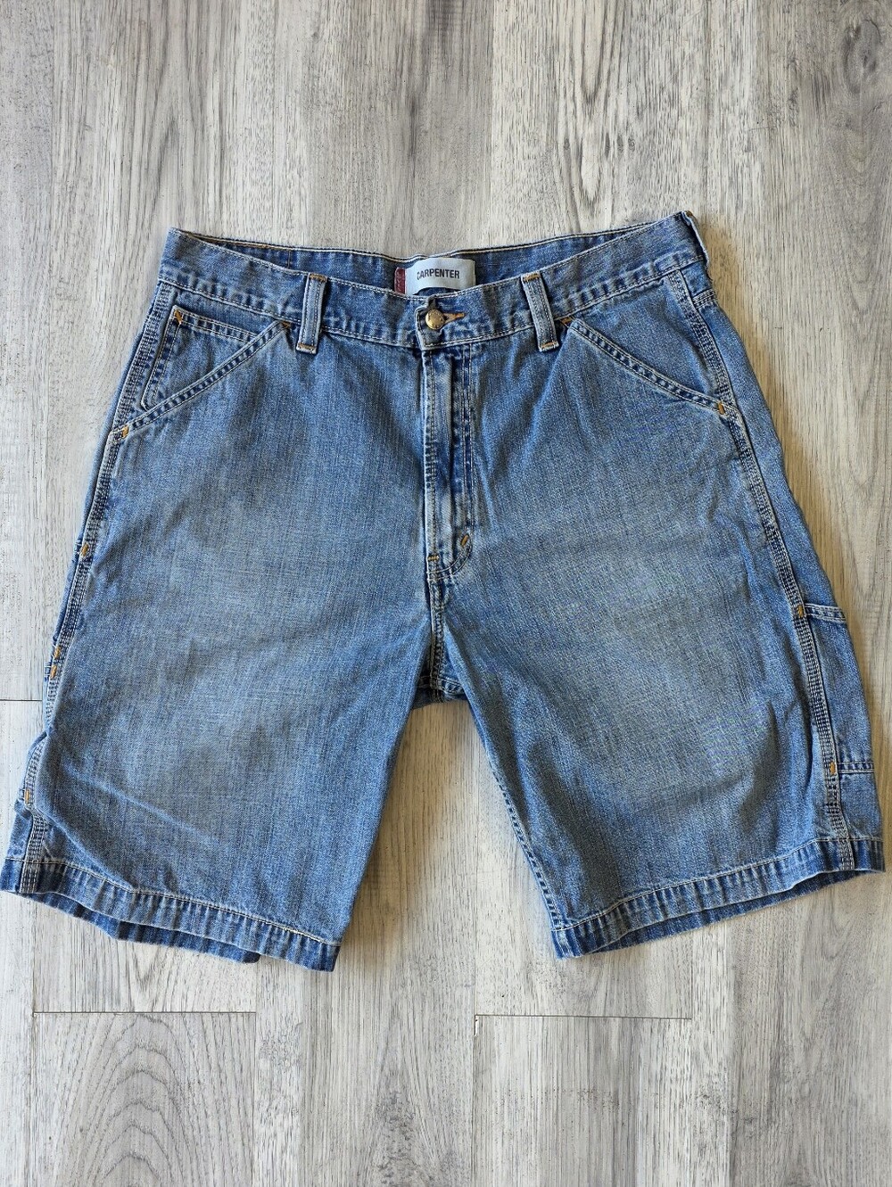 Levi’s Men’s 36 Carpenter Denim Shorts